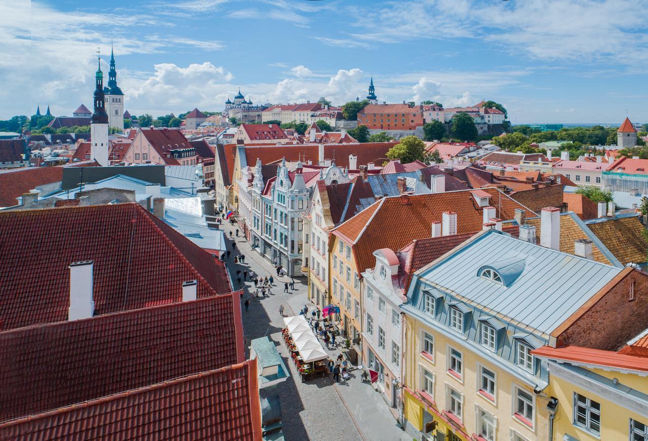 Meriton Old Town Garden Hotel Tallin Exterior foto